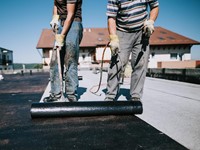 ¿Cuándo es el momento adecuado para impermeabilizar tu tejado?